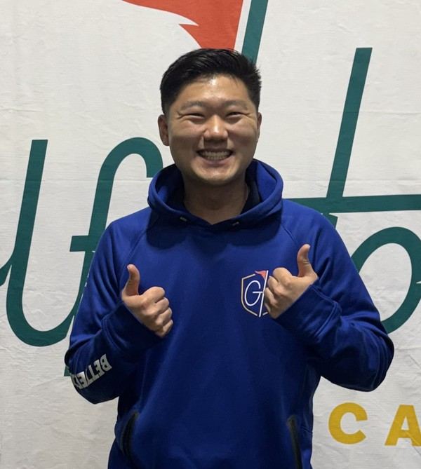 Coach Tommy Chun at Golf House Academy