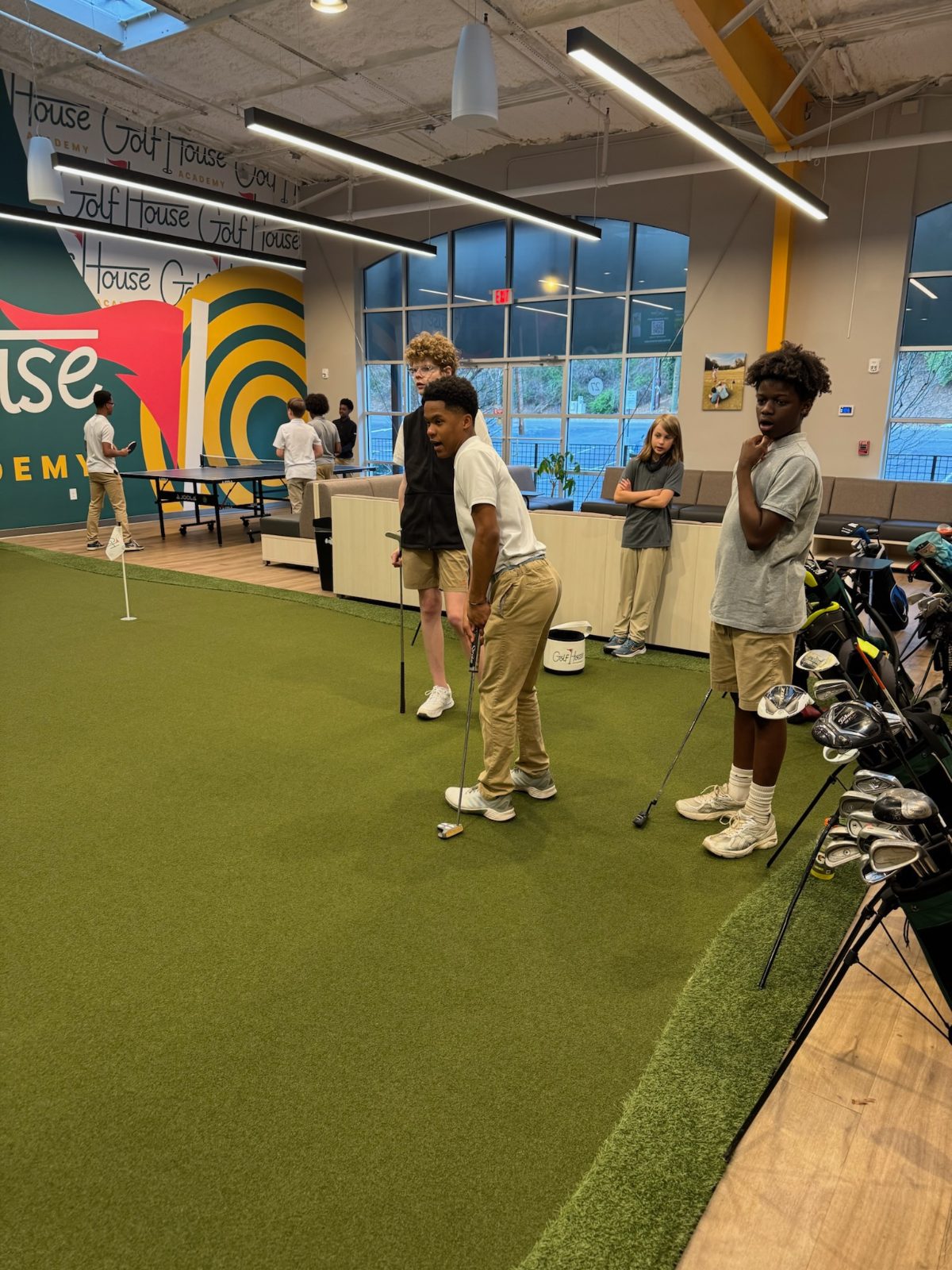 Indoor putting and chipping area